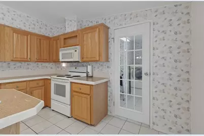 82221 F Street N #221, Pinellas Park, FL 33781 - Photo 12