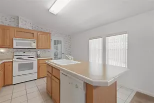 82221 F Street N, Pinellas Park, FL 33781 - Photo 14
