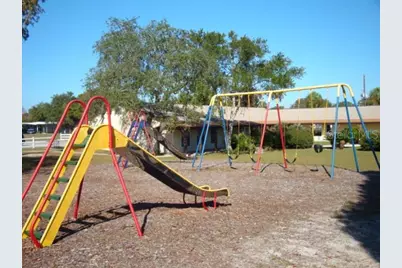 9528 Gray Fox Drive, Weeki Wachee, FL 34613 - Photo 34