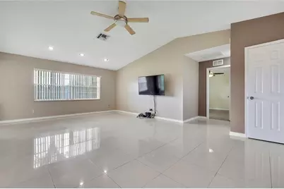 8801 Manos Circle #8801, New Port Richey, FL 34655 - Photo 8