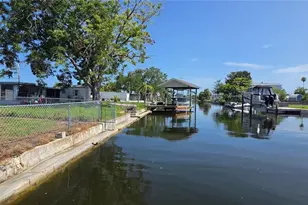 13324 Carol Dr, Hudson, FL 34667 - Photo 4