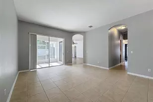 2021 Rutherford Dr, Dover, FL 33527 - Photo 10