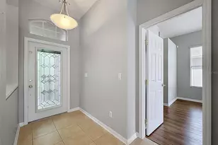 2021 Rutherford Dr, Dover, FL 33527 - Photo 6