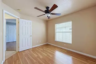 2021 Rutherford Dr, Dover, FL 33527 - Photo 32