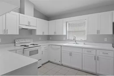 10370 Sandlor Street, Spring Hill, FL 34608 - Photo 12