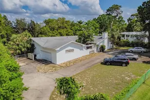 425 Craig Dr, Tarpon Springs, FL 34689 - Photo 2