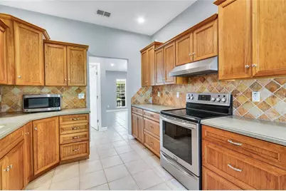 8206 Simmons Street, Brooksville, FL 34613 - Photo 2