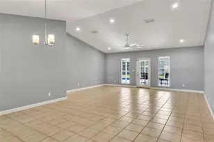 8206 Simmons St, Brooksville, FL 34613 - Photo 6