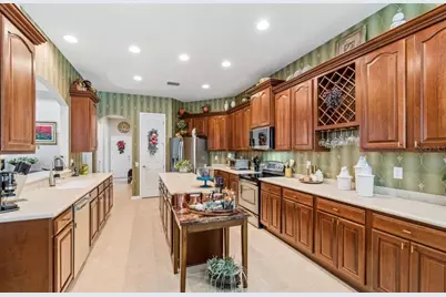 13800 Crest Lake Drive, Hudson, FL 34669 - Photo 34