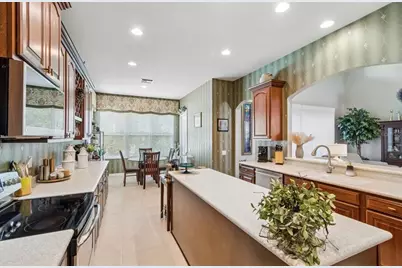 13800 Crest Lake Drive, Hudson, FL 34669 - Photo 22