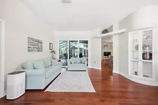 4710 Basswood St, Land O Lakes, FL 34639 - Photo 4