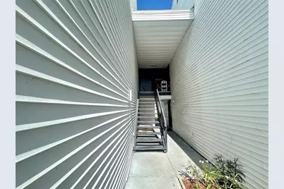 705 Haven Place #705, Tarpon Springs, FL 34689 - Photo 2