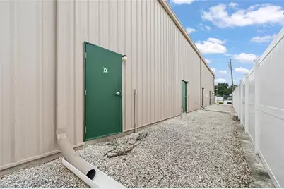 743 Wesley Avenue, Tarpon Springs, FL 34689 - Photo 16