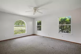 1325 W Sorrento Dr, Citrus Springs, FL 34434 - Photo 8