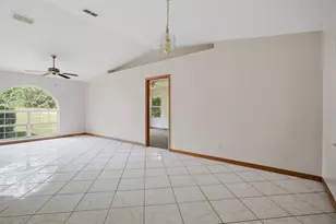 1325 W Sorrento Dr, Citrus Springs, FL 34434 - Photo 10