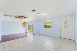 1116 E Oakwood St, Tarpon Springs, FL 34689 - Photo 12