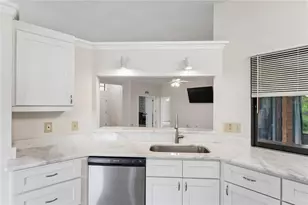 8050 Eacon Ct, Hudson, FL 34667 - Photo 16