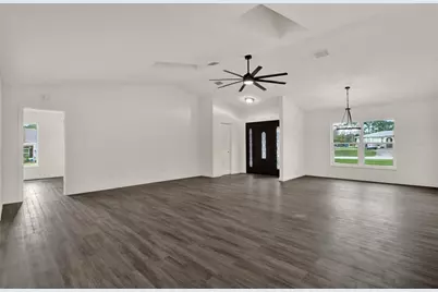 12186 Lamont Drive, Spring Hill, FL 34608 - Photo 10