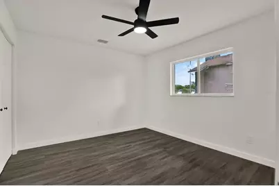 12186 Lamont Drive, Spring Hill, FL 34608 - Photo 16