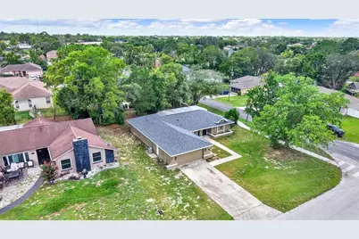 12186 Lamont Drive, Spring Hill, FL 34608 - Photo 22