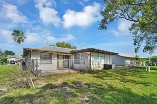 10800 Los Santos Dr, Port Richey, FL 34668 - Photo 24