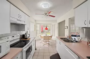 7392 Meadow Brook Ln, Spring Hill, FL 34606 - Photo 14