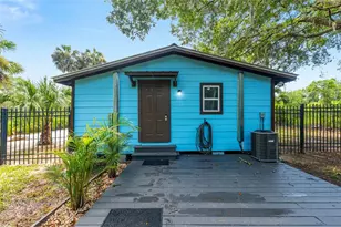 416 SW 5th St, Chiefland, FL 32626 - Photo 32
