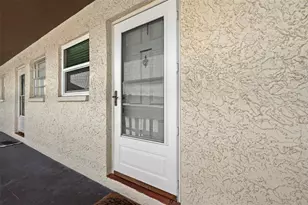4849 Onyx Ln, New Port Richey, FL 34652 - Photo 2
