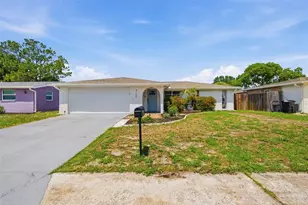 9105 Hunt Club Ln, Port Richey, FL 34668 - Photo 4