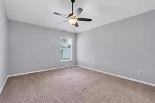24308 Landing Dr, Lutz, FL 33559 - Photo 18