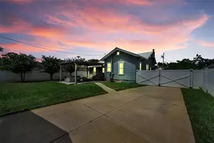 3421 Iris St N, Saint Petersburg, FL 33704 - Photo 44