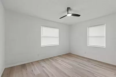 4110 3rd Avenue S, Saint Petersburg, FL 33711 - Photo 10