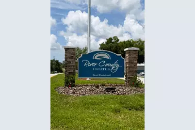 7552 River Country Drive, Weeki Wachee, FL 34607 - Photo 36