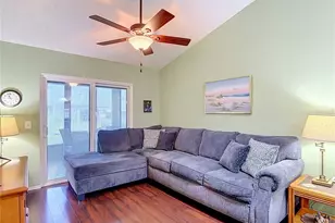 13130 Greenview Ct, Hudson, FL 34669 - Photo 8