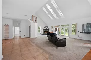 18308 Valor Path, Brooksville, FL 34604 - Photo 8