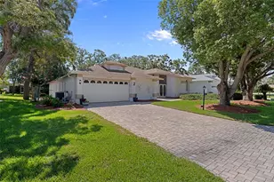 2086 Sparkling Waters Way, Spring Hill, FL 34606 - Photo 2