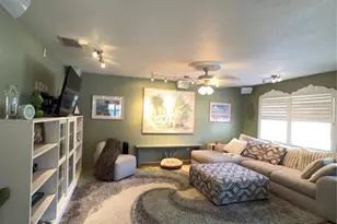 11810 Boynton Ln, New Port Richey, FL 34654 - Photo 2