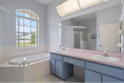7401 Blackbird Avenue, Weeki Wachee, FL 34613 - Photo 32