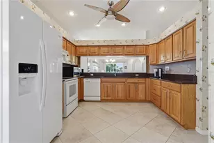 1063 Dartford Dr, Tarpon Springs, FL 34688 - Photo 6