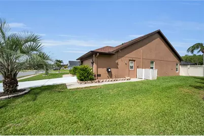 7951 Roundelay Drive, New Port Richey, FL 34654 - Photo 32