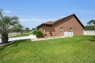 7951 Roundelay Dr, New Port Richey, FL 34654 - Photo 32
