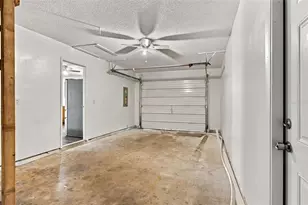 10380 Golden Ave, Weeki Wachee, FL 34613 - Photo 24