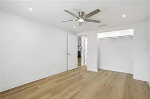 9911 Island Harbor Dr, Port Richey, FL 34668 - Photo 20