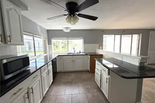 12407 Weatherstone Row, Hudson, FL 34667 - Photo 10