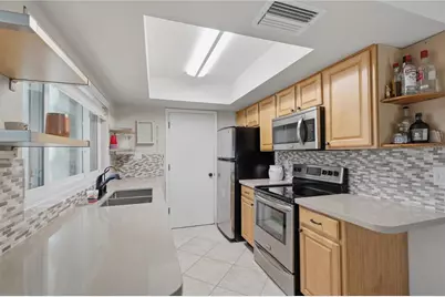 6214 Dewdrop Way, Temple Terrace, FL 33617 - Photo 24