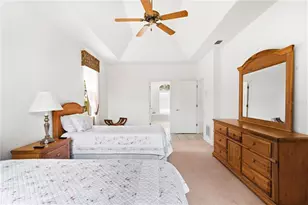 9415 Ashley Dr, Weeki Wachee, FL 34613 - Photo 18