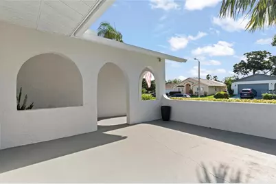 1128 Forbes Trace, Tarpon Springs, FL 34689 - Photo 4