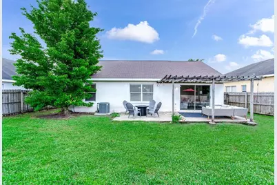 1126 Vinetree Drive, Brandon, FL 33510 - Photo 20