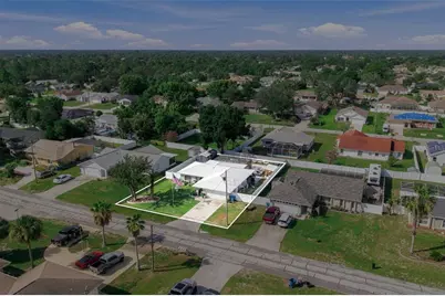 4211 Augustine Road, Spring Hill, FL 34609 - Photo 32