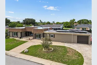 4306 Newbury Drive, New Port Richey, FL 34652 - Photo 4
